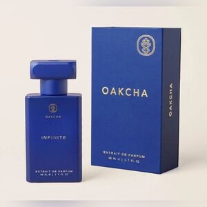 Oakcha Infinite *NWT*